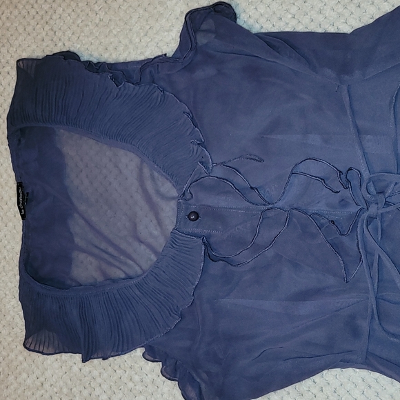 Like new grey blouse with frill detail - Picture 2 of 3